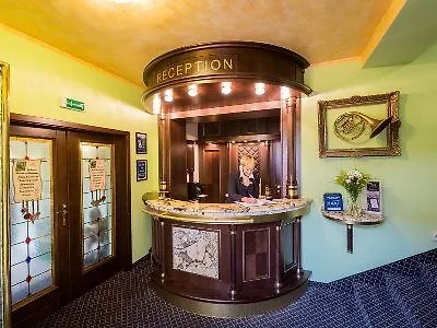 Selsky Dvur - Bohemian Village Courtyard Hotel