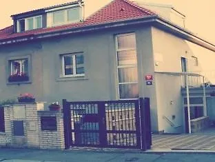 Nika 3* Prague
