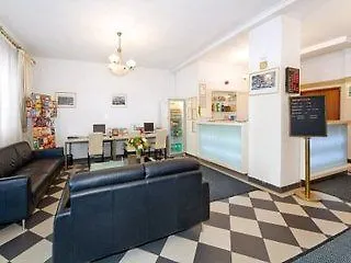 Meda Of Museum Kampa Отель Прага