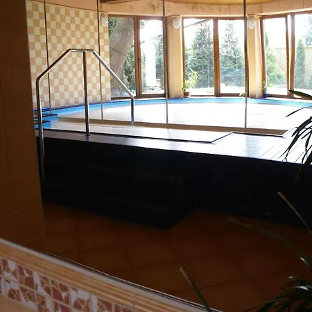 Hotel Pawlovnia 3*
