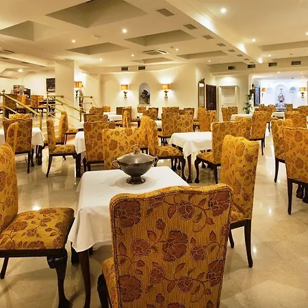 Leon D'oro Hotel 4*