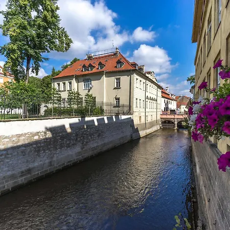 Pytloun Kampa Garden 4*