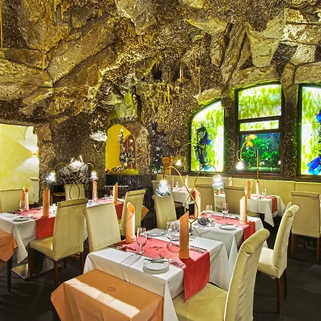 Adria 4* Prag