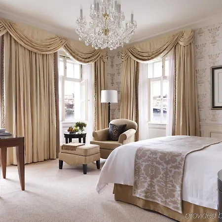 Four Seasons 5*