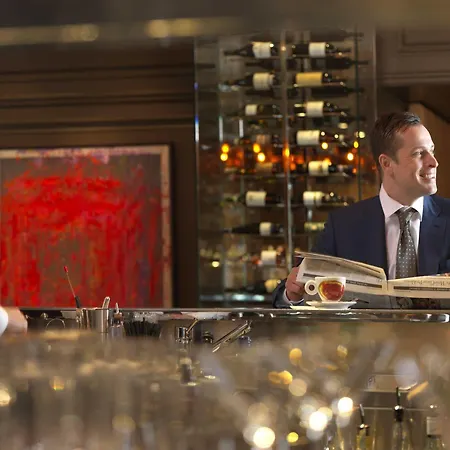 Отель Four Seasons 5*