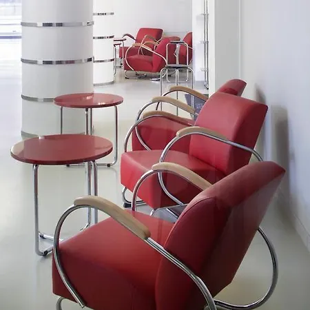 Axa Hotel 3*