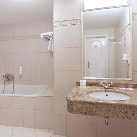 Hotel Aramis 4*