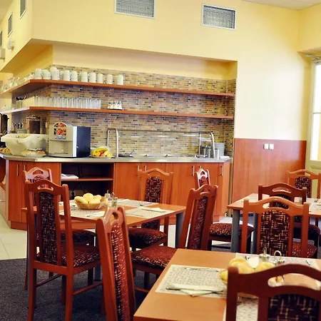 Zlata Vaha Hotel 3*