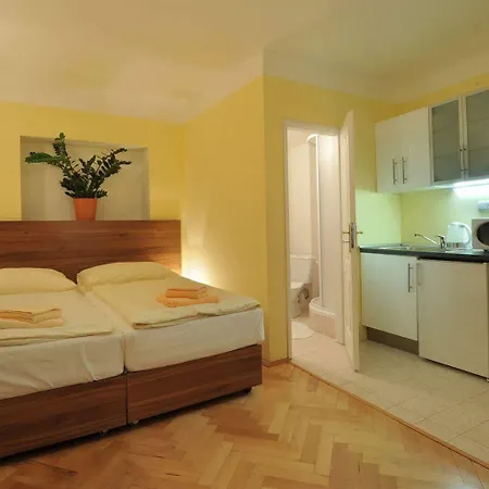 Apartment U Zlate Podkovy Prague