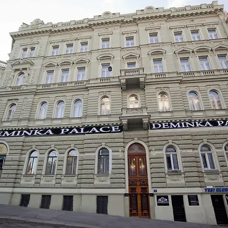 Deminka Palace Hotel 4*