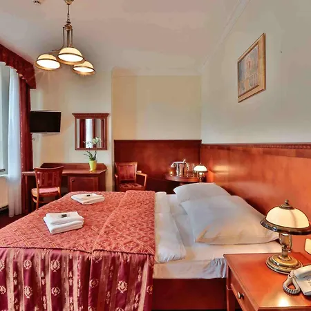 Arkada Hotel
