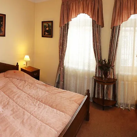 River Star Отель 3*
