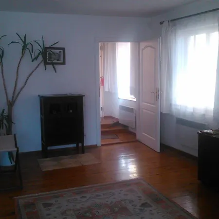 Otel Domus Henrici 4*
