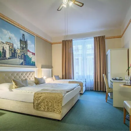 Taurus 4*
