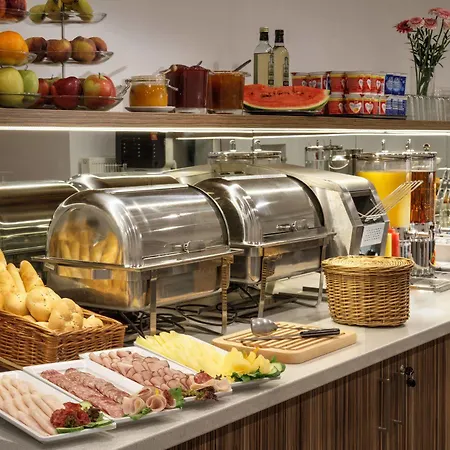 Taurus Hotel 4*