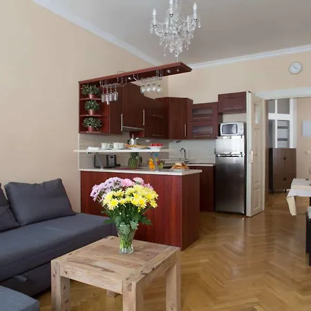 Siesta Apartment *