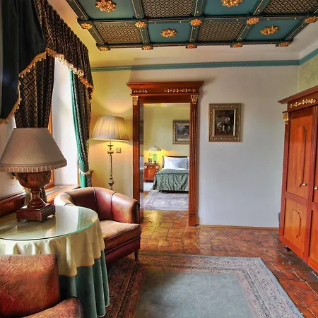Hotell U Pava