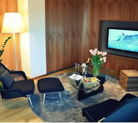 One 5* Praha