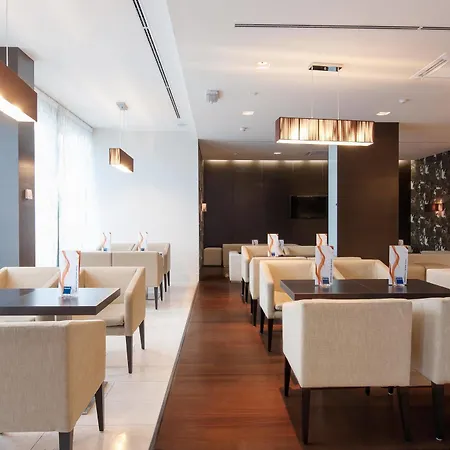 Hotel Occidental Five
