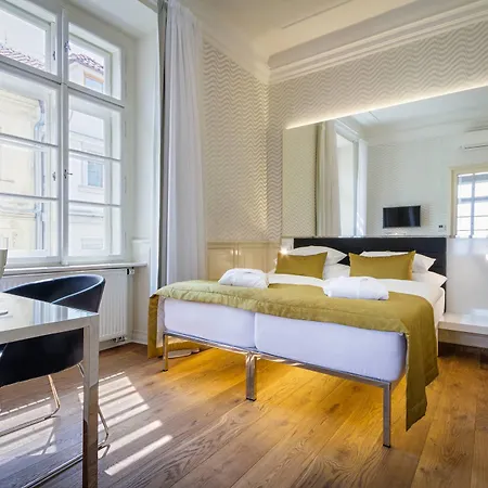 Golden Star 4* Prag
