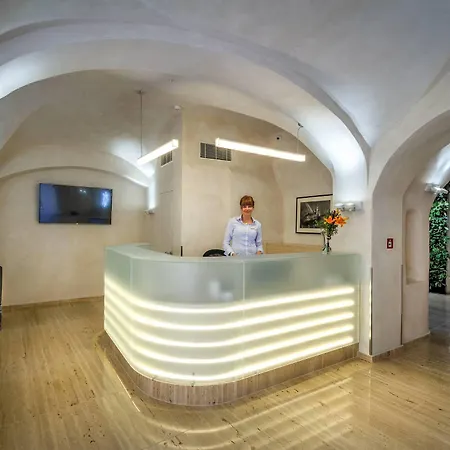 Szálloda Golden Star 4*