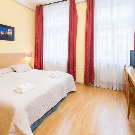 Hotel Lounge 3*