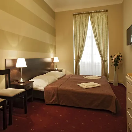 Corto Old Town Hotel