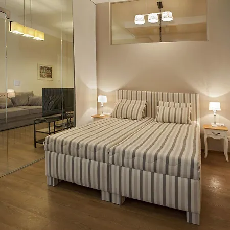 Corto Old Town Hotel 3*