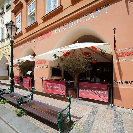 Hotel Corto Old Town 3*