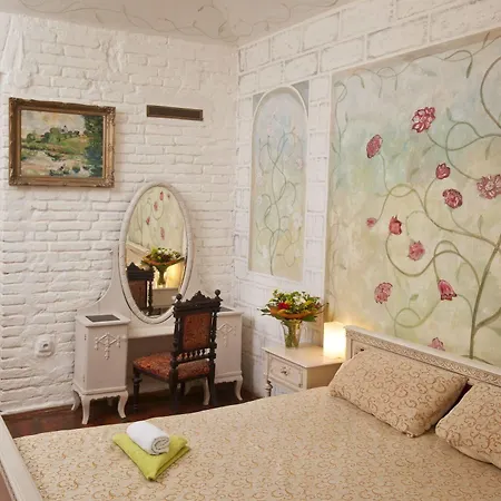 Old Time Hotel 3*