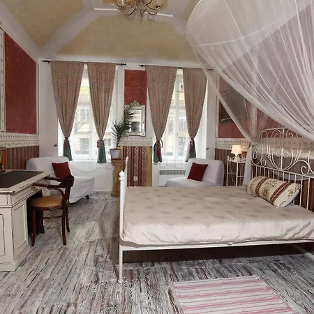 Old Time Hotel 3*