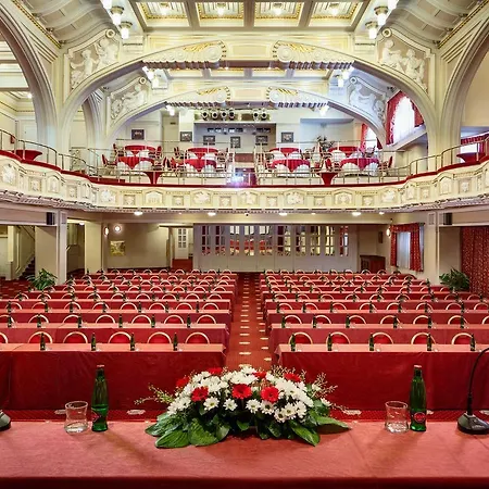 Szálloda Ambassador Zlata Husa 5*