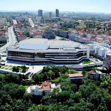 Sunflower Hotel Praga