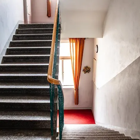 Sunflower Hotel Praga