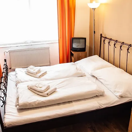 Sunflower 3* Praga