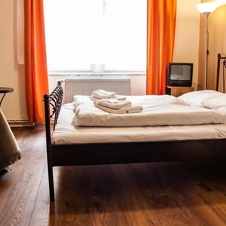 Sunflower 3* Praga