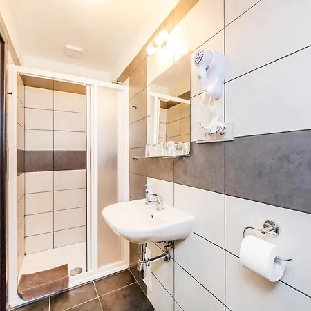 Hotel Nová Hospoda - Hotel&restaurant Praha