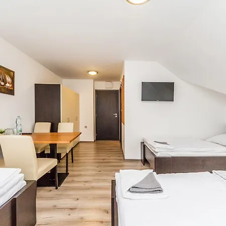 Hotel Nová Hospoda - Hotel&restaurant 3*