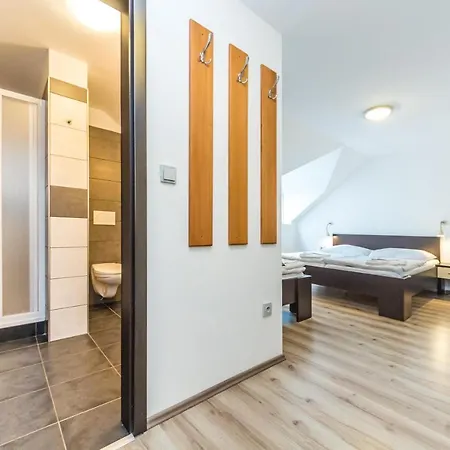 Nová Hospoda - Hotel&restaurant Hotel Praha