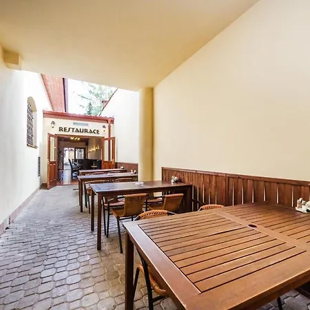 Nová Hospoda - Hotel&restaurant Hotel Praha