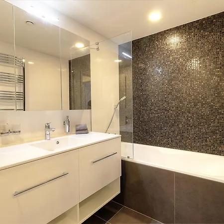 Exclusive In Luka Apartment *