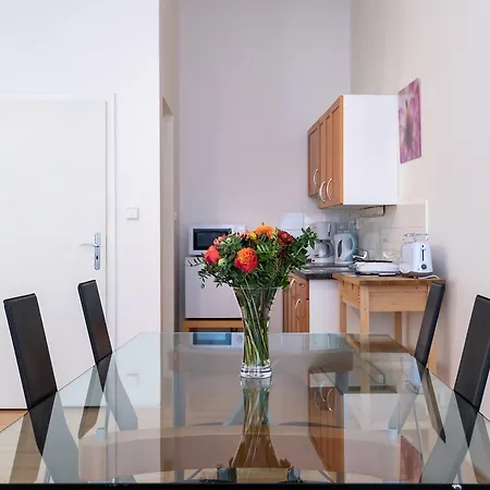 Apartment Spacious In The Heart Of *
