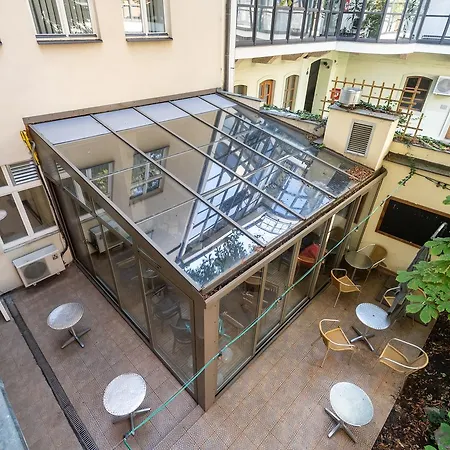 Apartment Spacious In The Heart Of