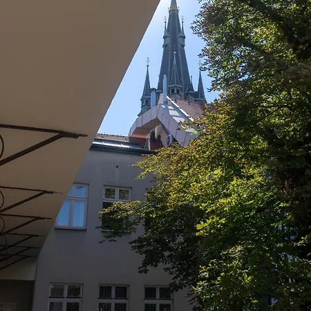 Apartment Spacious In The Heart Of