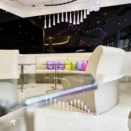 Hotel Josef 4*