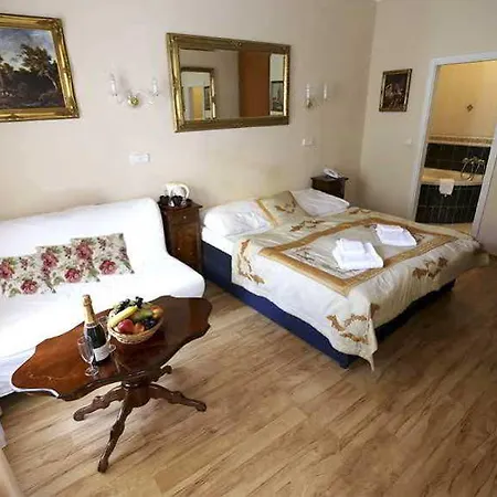 Donatello Hotel