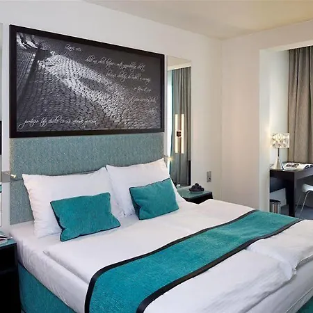 Red&blue Design Hotel 4*