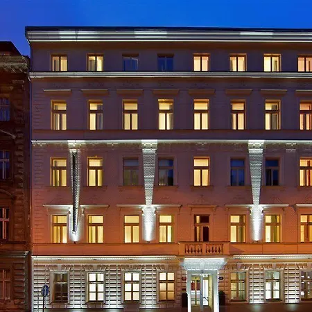Red&blue Design Hotel 4*