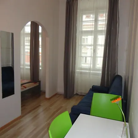 Tara Guest house 2*