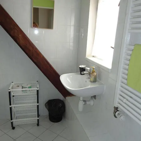 Tara Guest house 2*